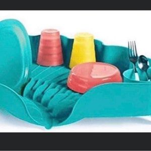 Brand new Tupperware 2 available,  coral colors. It’dish strainer.